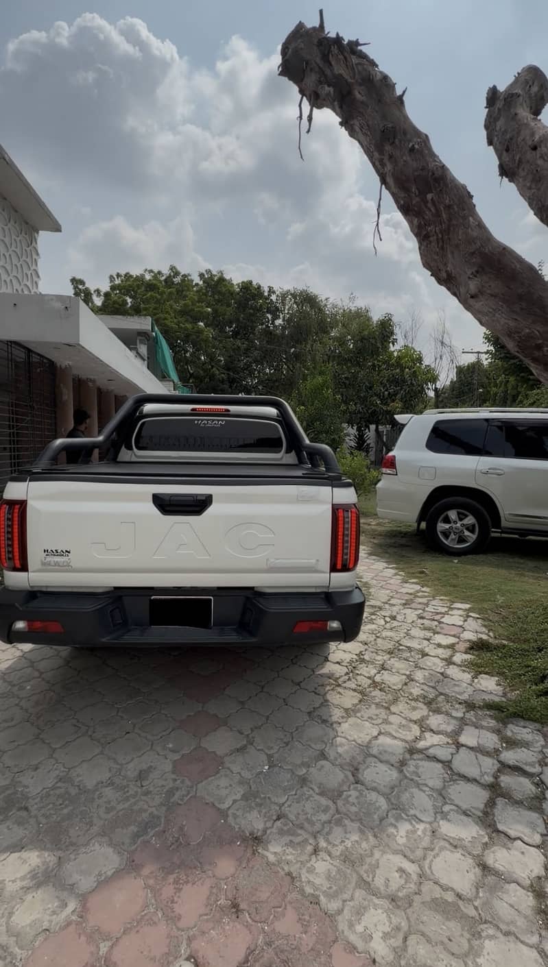 JAC T9 Hunter 4