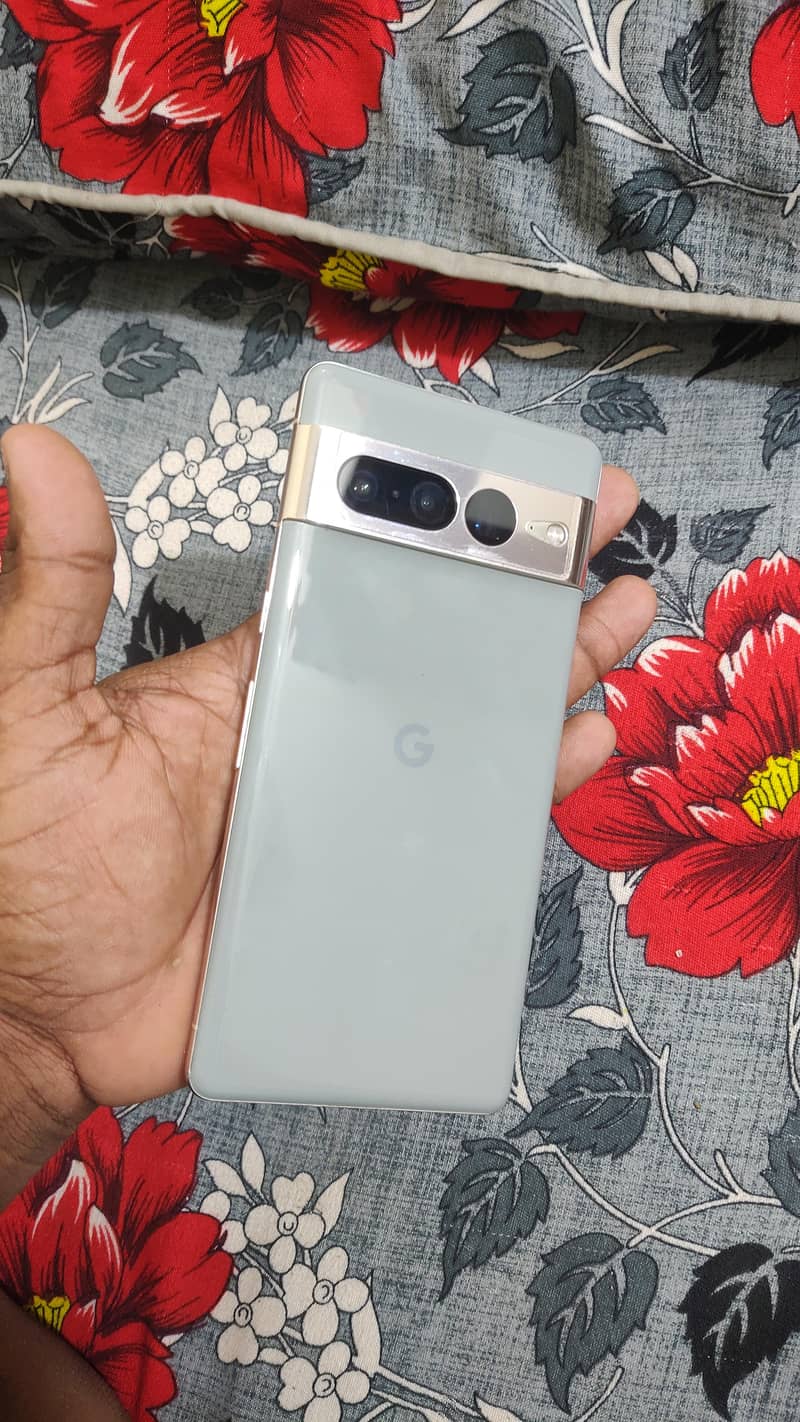 Google Pixel 7 Pro 0