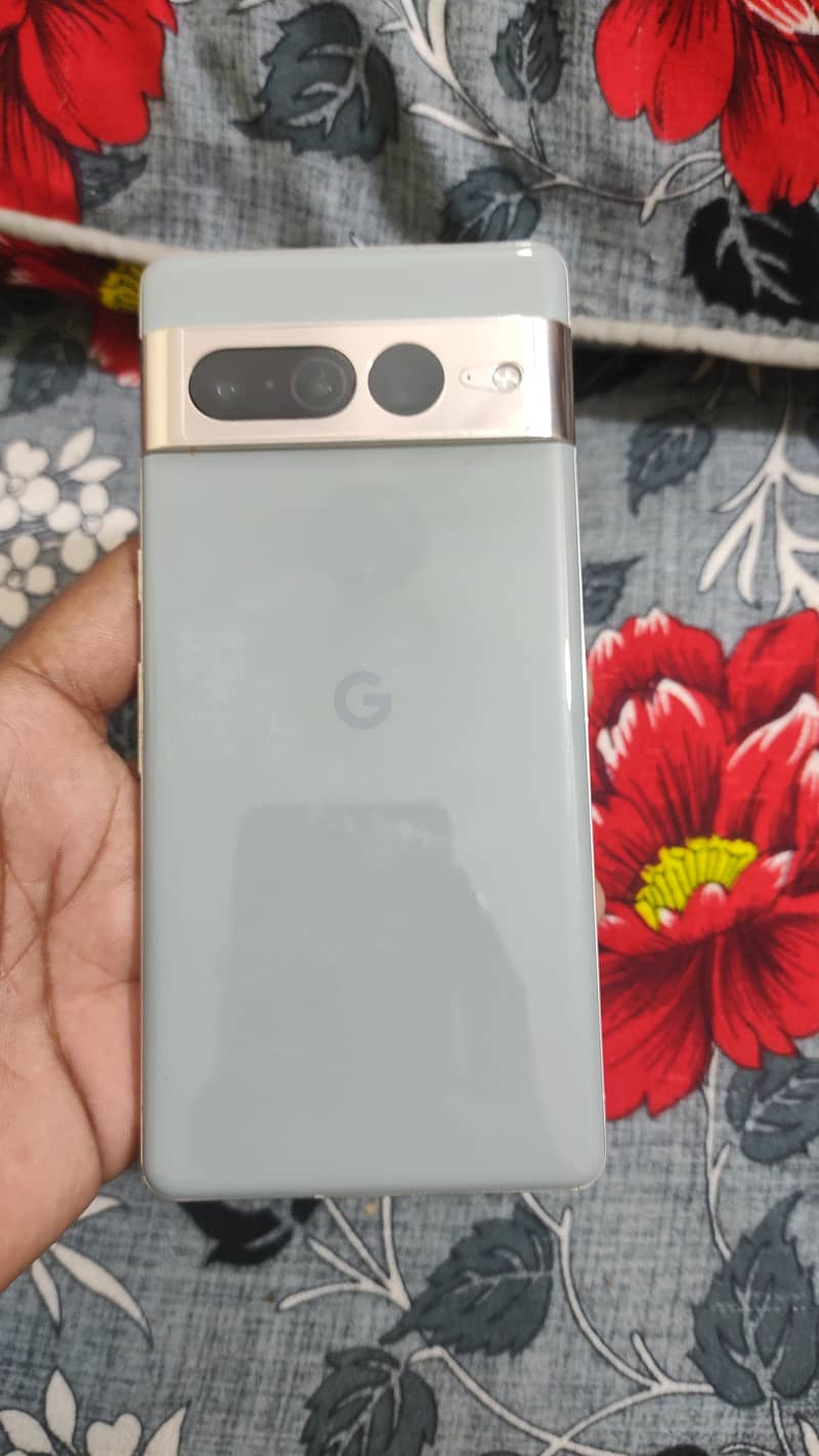 Google Pixel 7 Pro 6