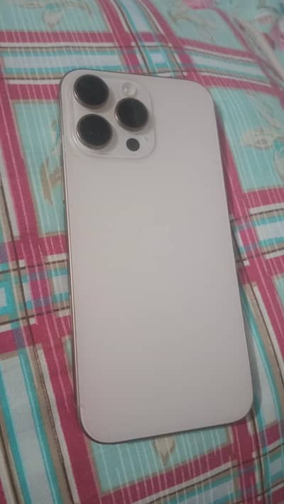 Apple iPhone 16 Pro Max
