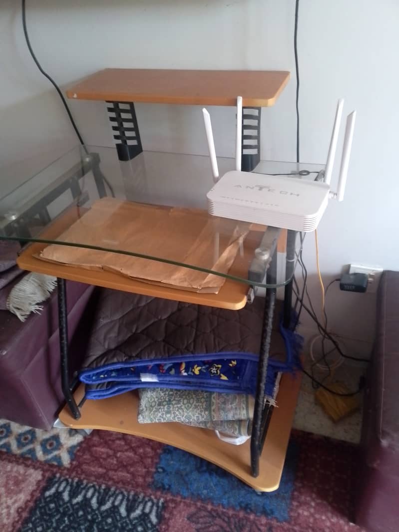 Computer Table 2