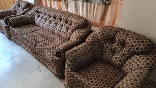 7 Seater Sofa Set VERY GOOD CONDITION
