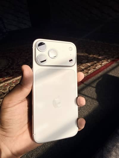 iPhone 17 Pro Max jv