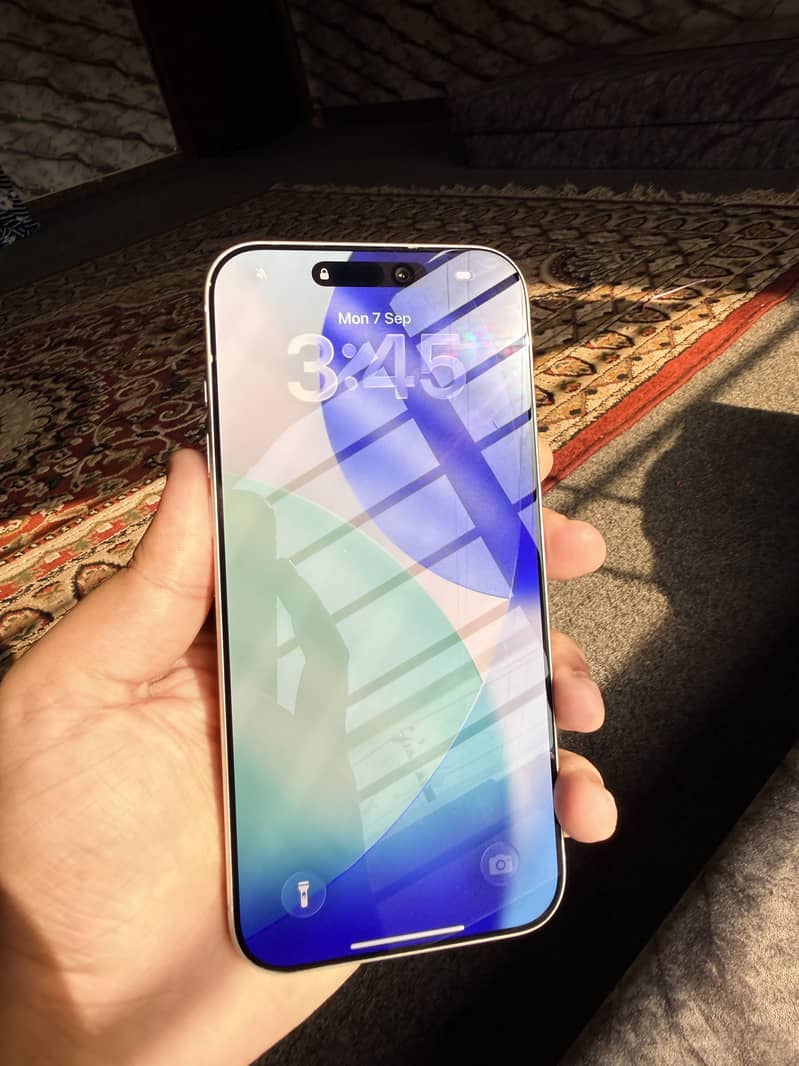 iPhone 17 Pro Max jv 1