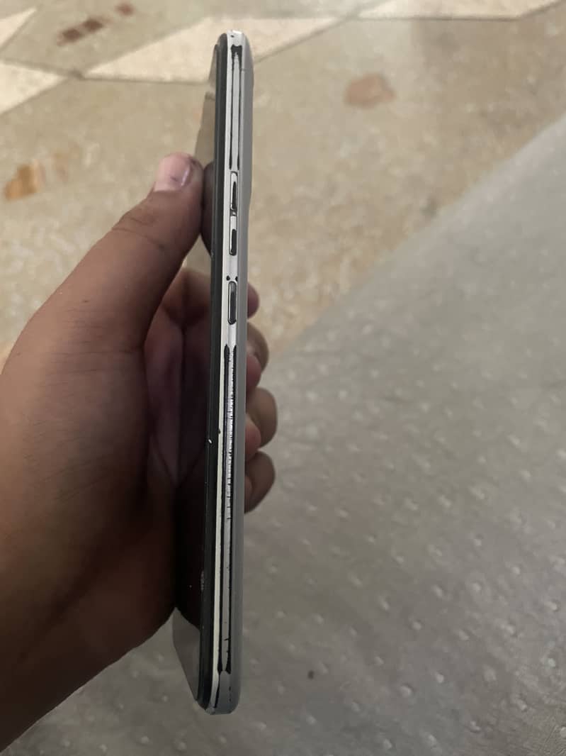 Tecno Spark 8C 8
