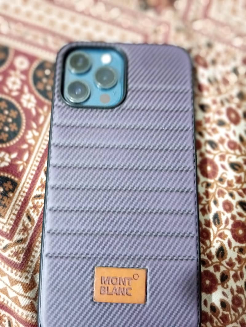 Apple iPhone 12 Pro Max 3