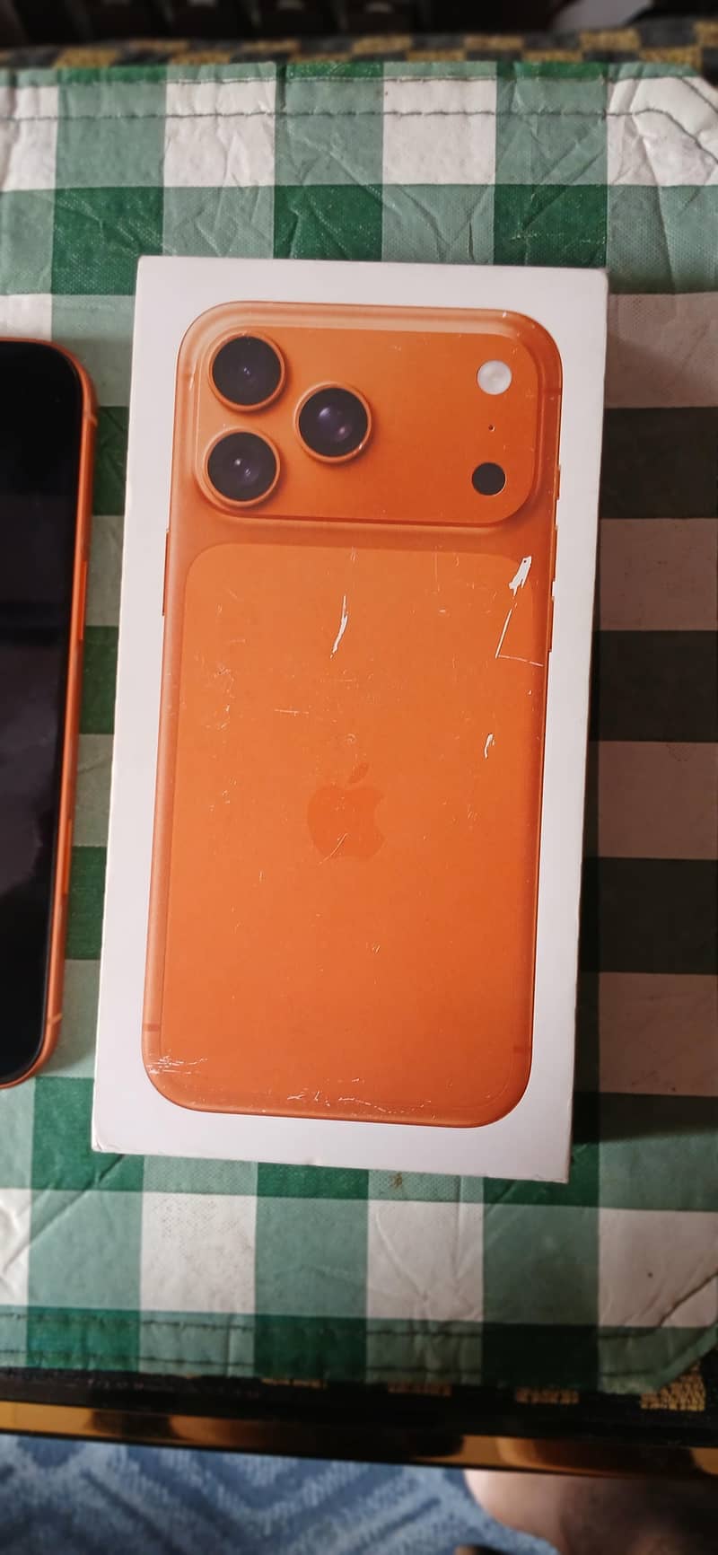 Apple iPhone 17 Pro Max 1