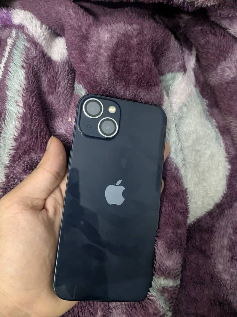 Apple iPhone 13 0