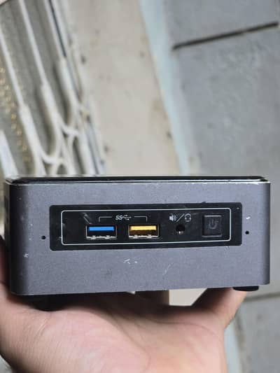 Intel core i5-7th gen mini pc