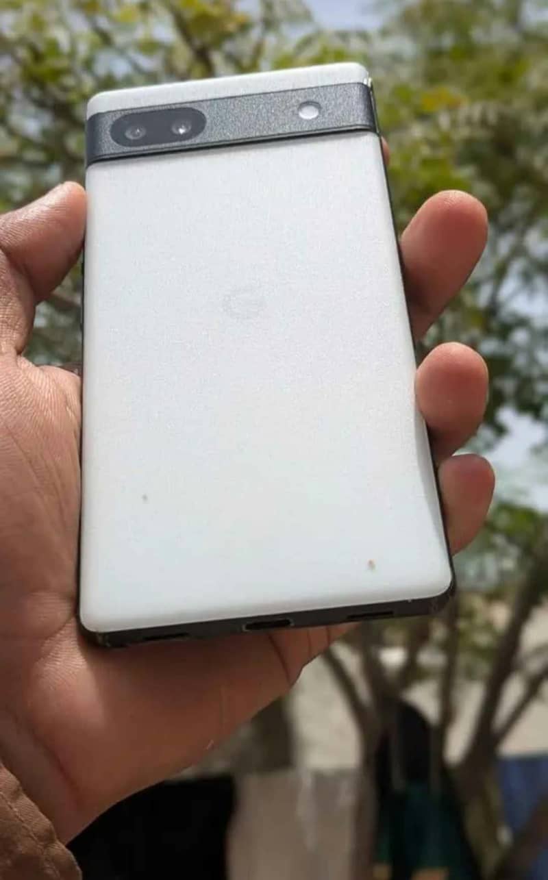 Google Pixel 6a 1