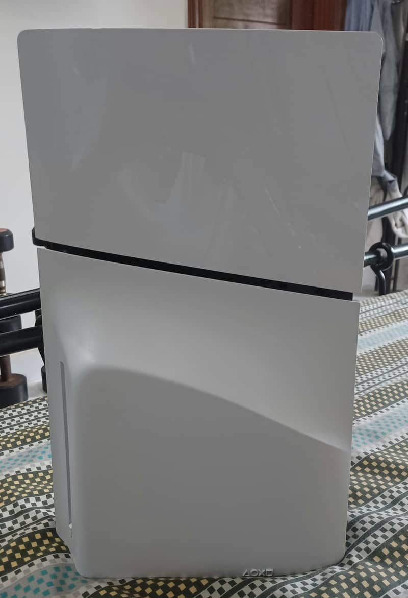 Ps5 Slim disk 1tb Uae with Black controller 1