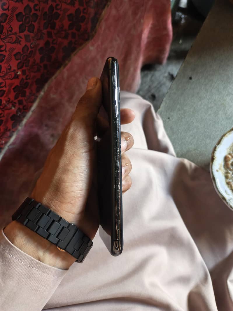 IPHONE XS MAX 3