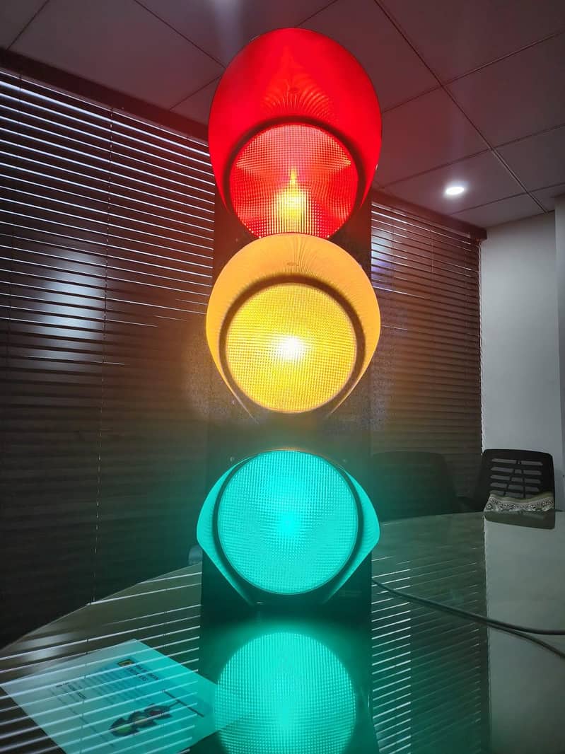 Intelligent LED Traffic Control & Intersection Systems 7