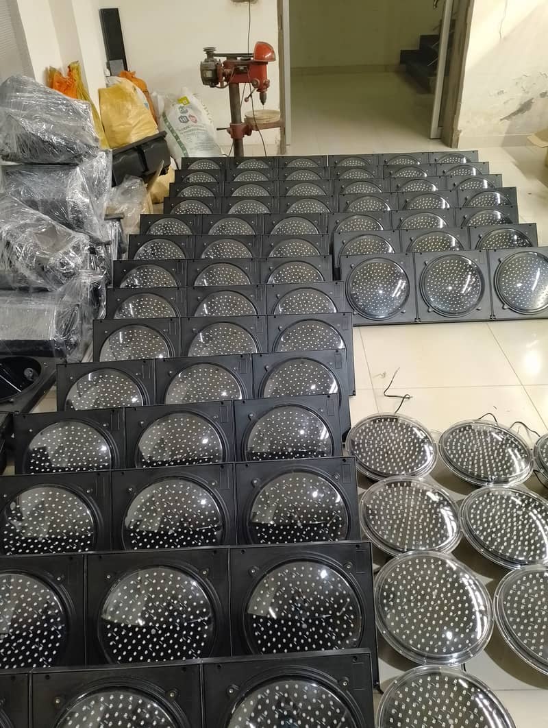 Intelligent LED Traffic Control & Intersection Systems 8