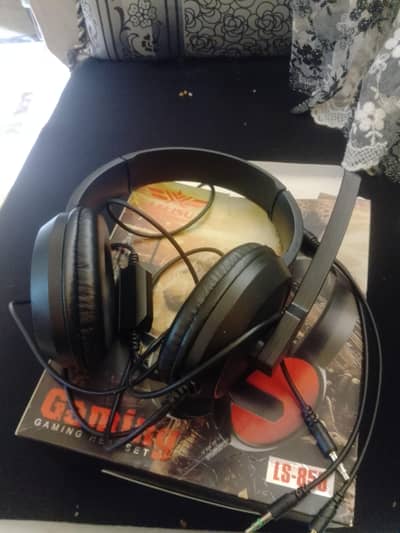 LELISU gaming head phone and in PC use