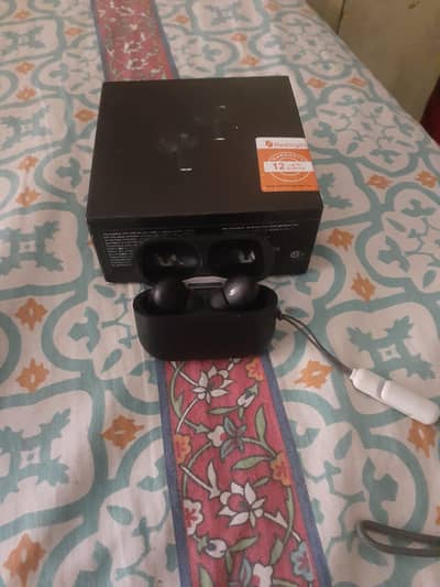 wireless Bluetooth earbuds pro