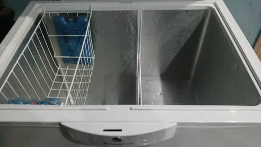 Dawlance d freezer 1 month used only.        03001009052