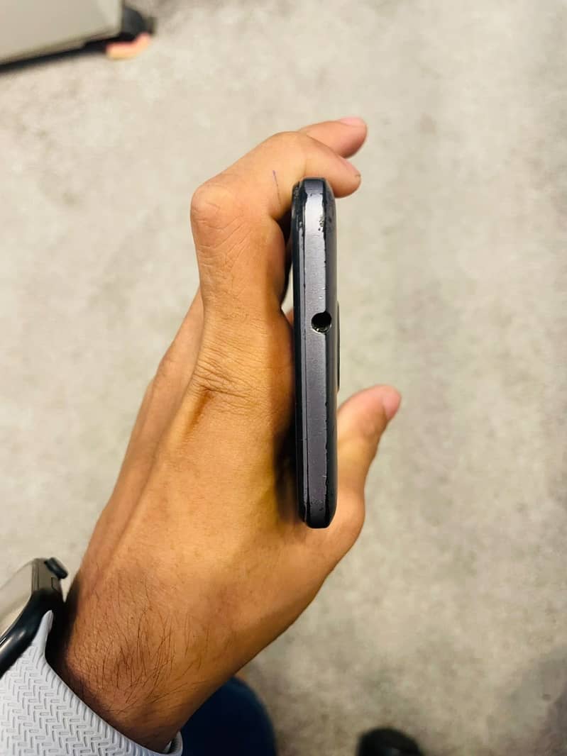 Nokia C21 4