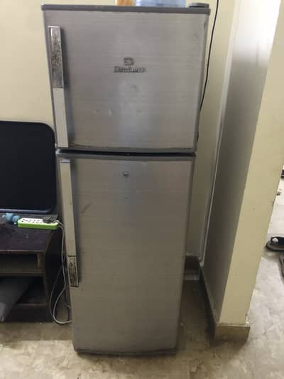 De frost fridge for sale