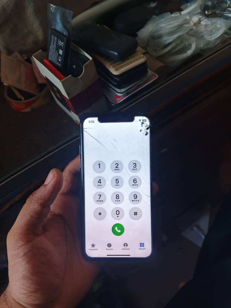 Apple iPhone X 5
