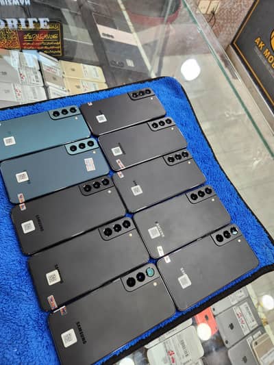 Samsung S22 official PTA 8/256GB