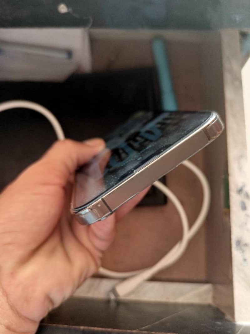 Apple iPhone 13 Pro Max 5