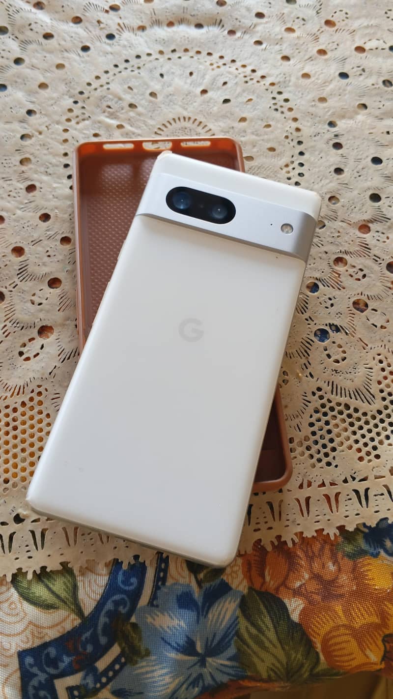 Google Pixel 7 5