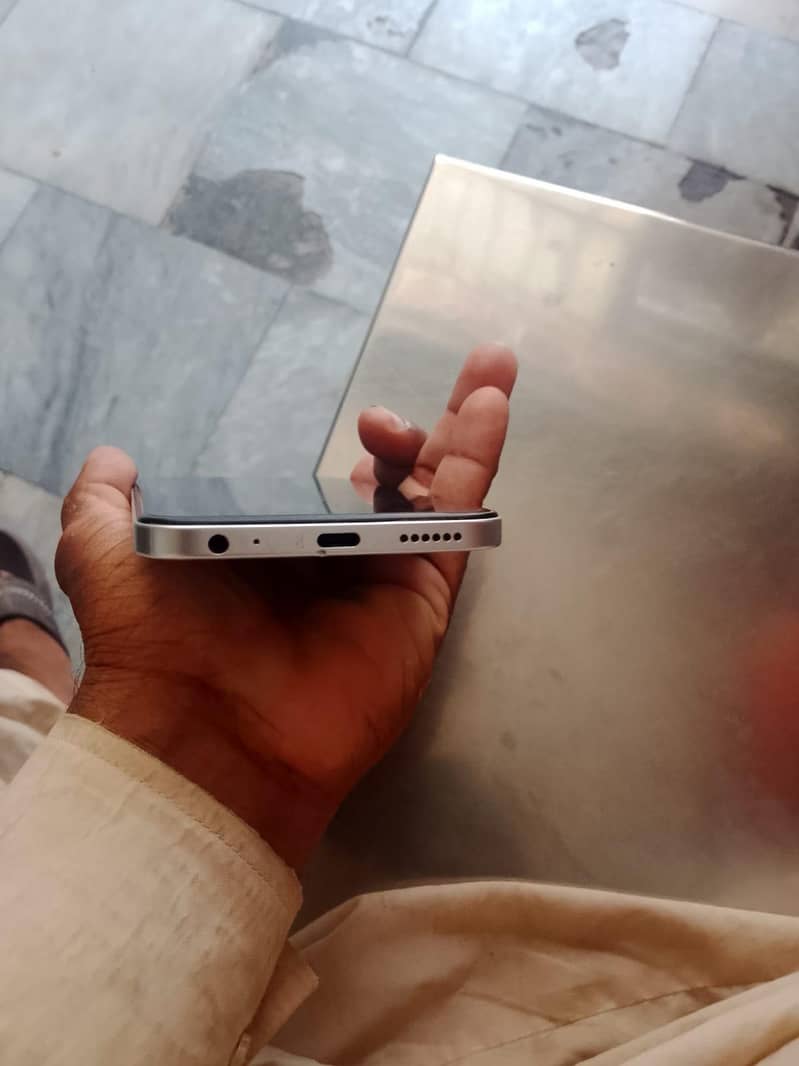 tecno spark 30c 4