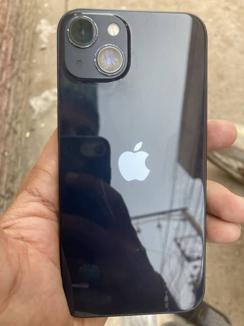 Apple iPhone 13 1