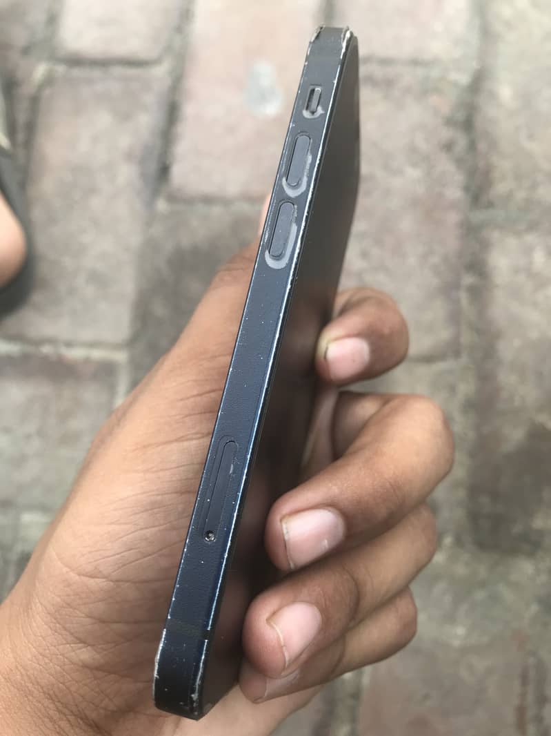 Apple iPhone 12 mini 2