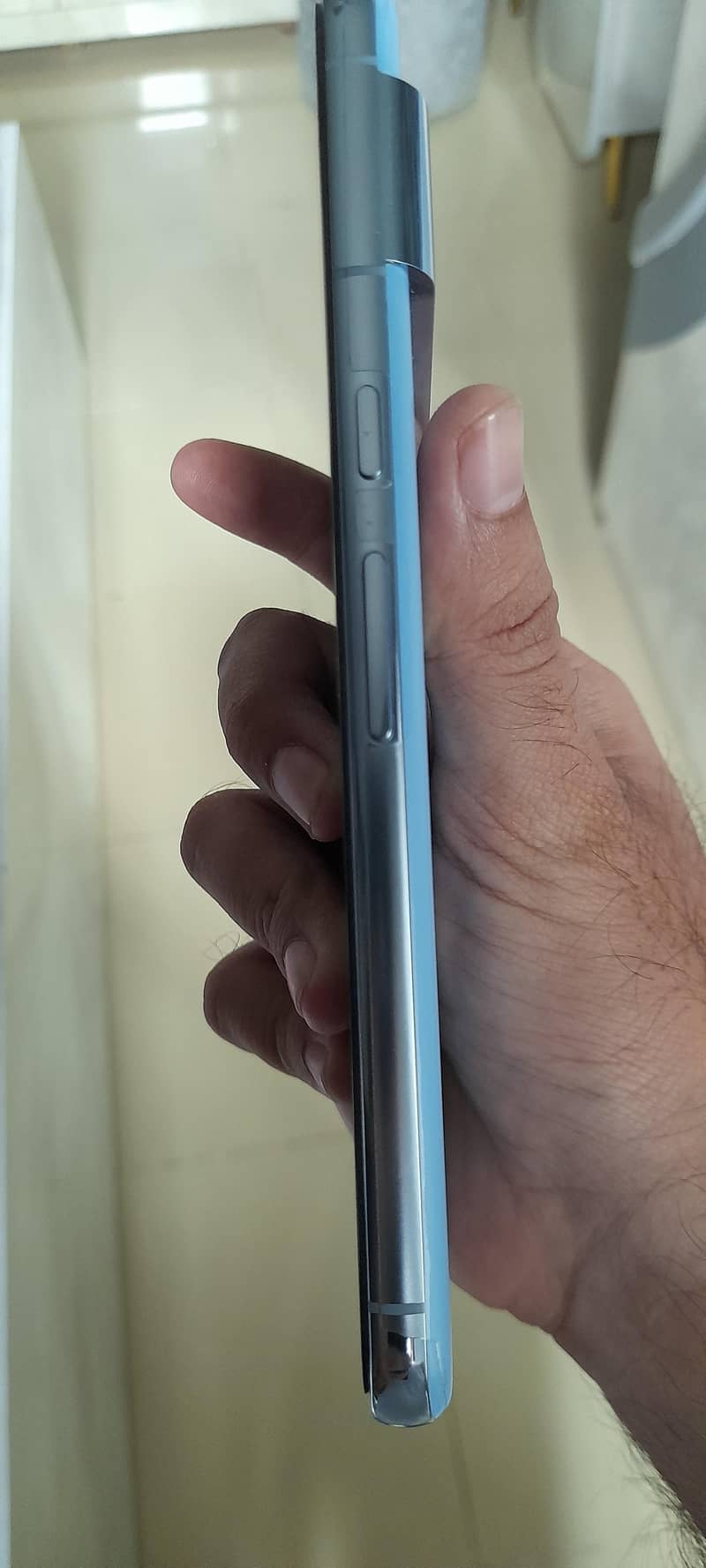 Google Pixel 8 Pro 2