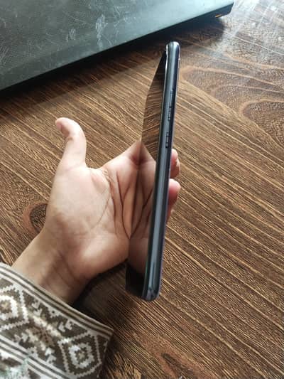 Vivo V21e 8/128Gb | PTA Approved| Neat condition