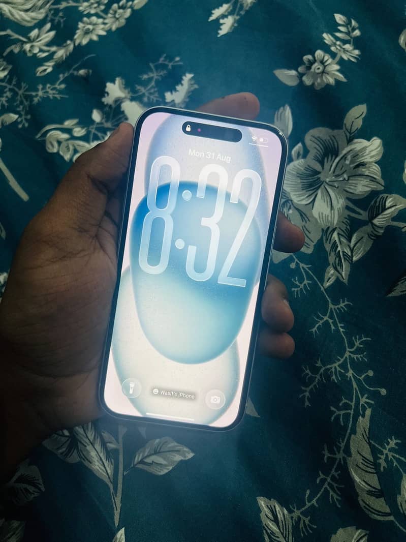 iPhone 15 1