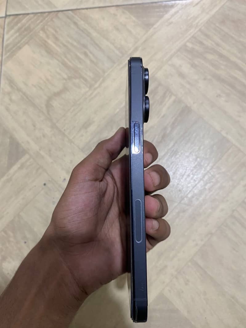 Apple iPhone 14 Pro Max 4