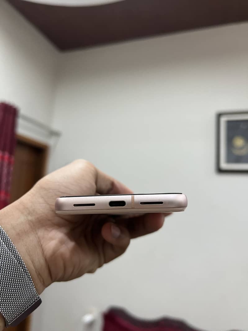 Google Pixel 8 0
