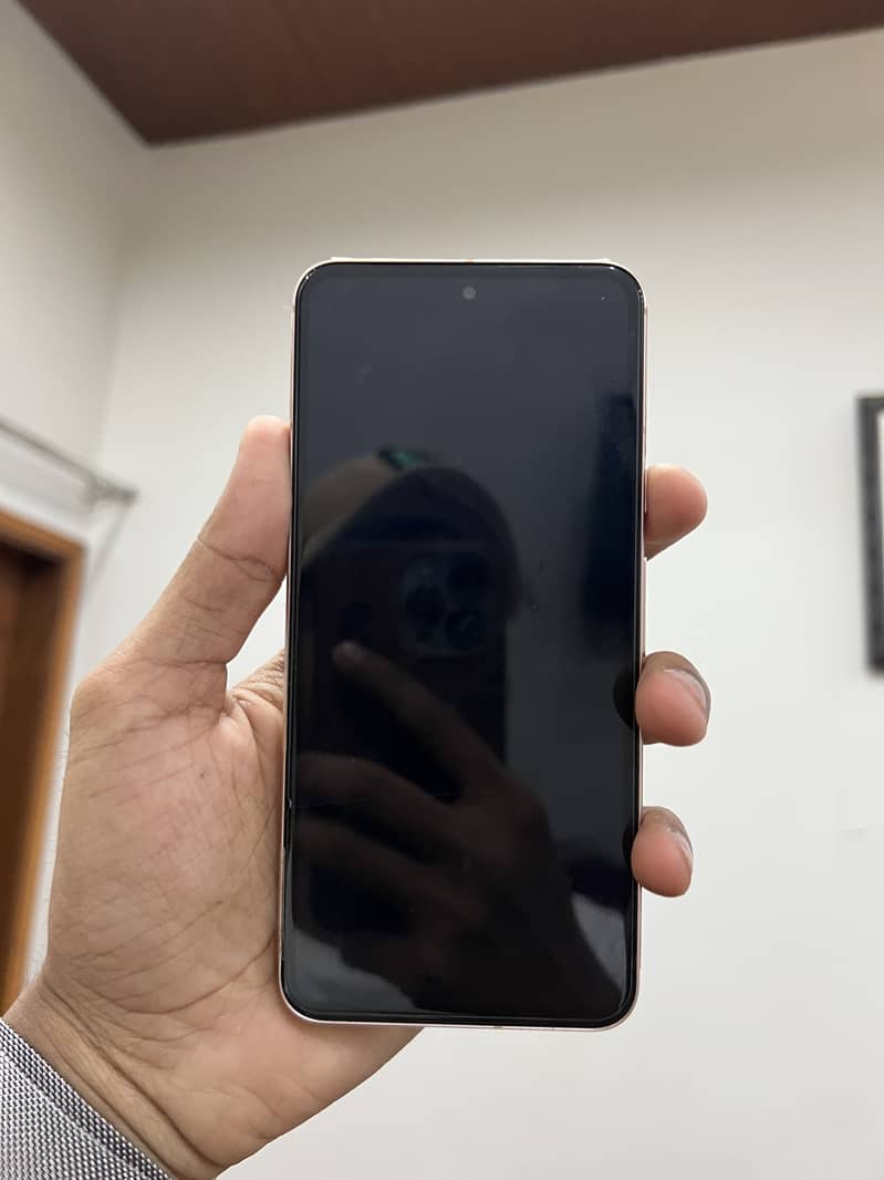Google Pixel 8 1