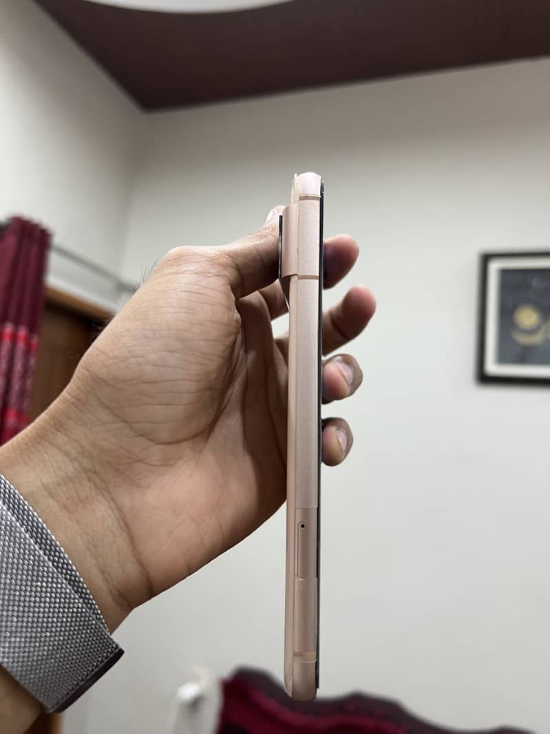 Google Pixel 8 3