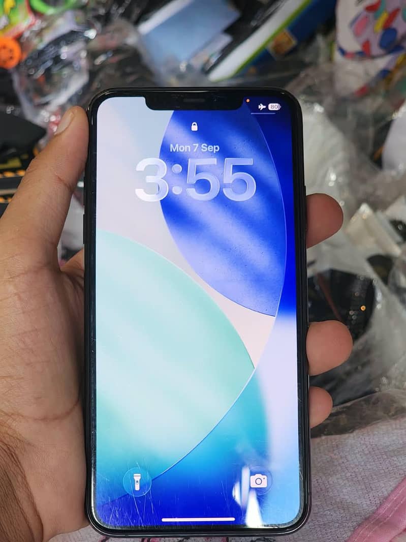 Apple iPhone 11 Pro Max 1