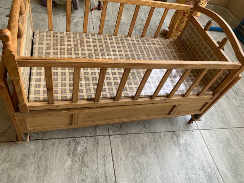Baby cot 1