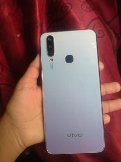 Vivo Y17