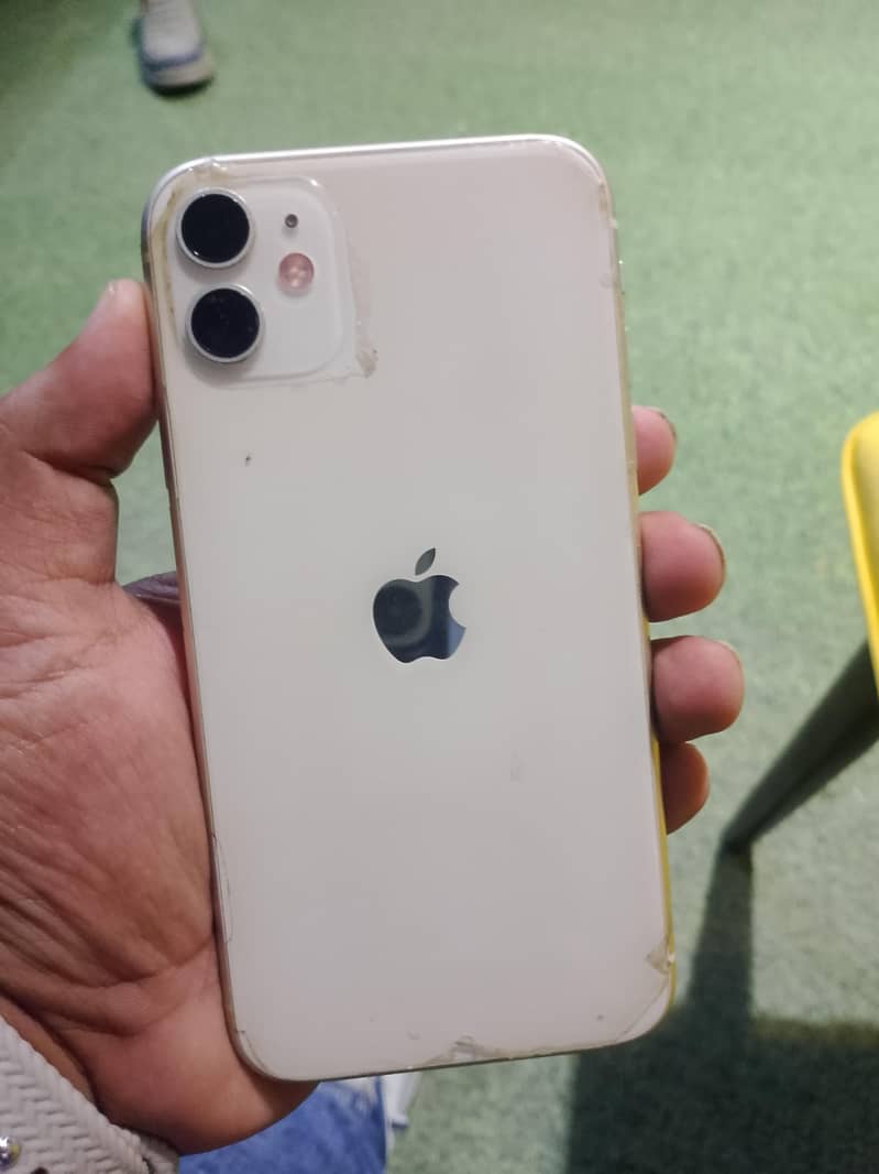 Apple iPhone 11 0