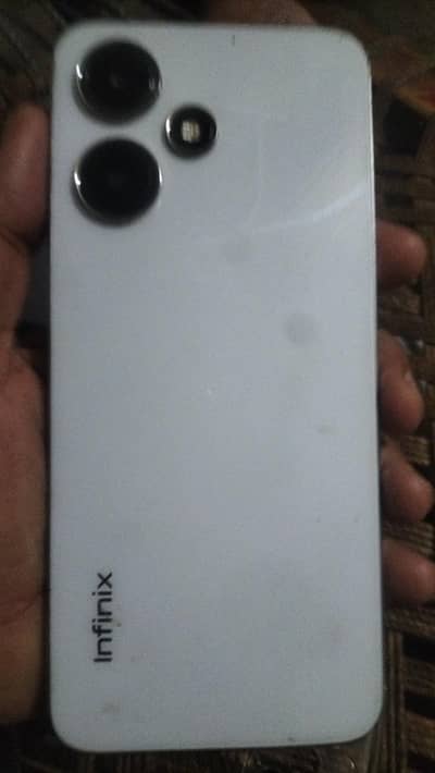 Infinix Hot 30 Play