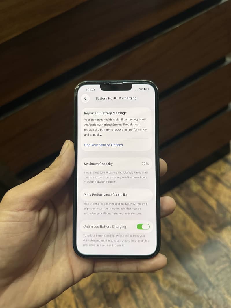 Apple iPhone 13 6