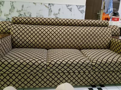 Brand New 3+1+1 Sofa Set – Beautiful Fabric Design