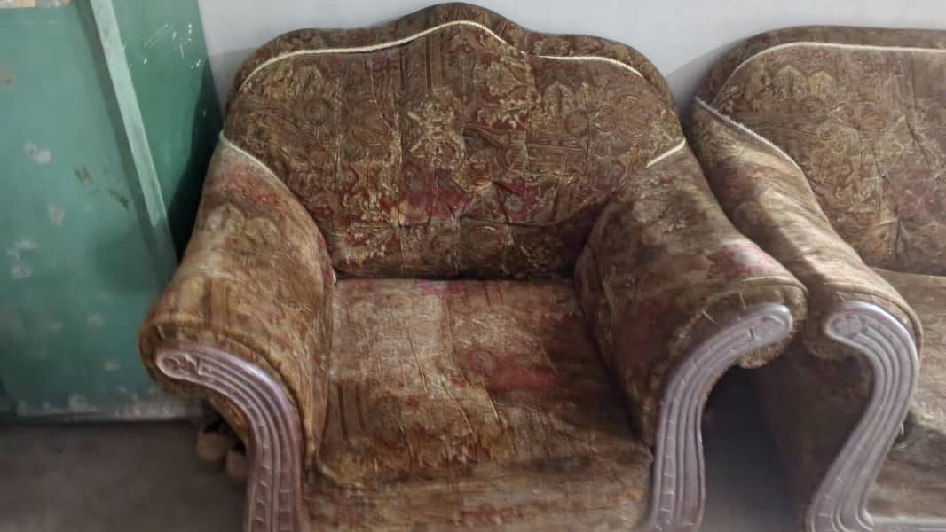 sofa  and showcase 4