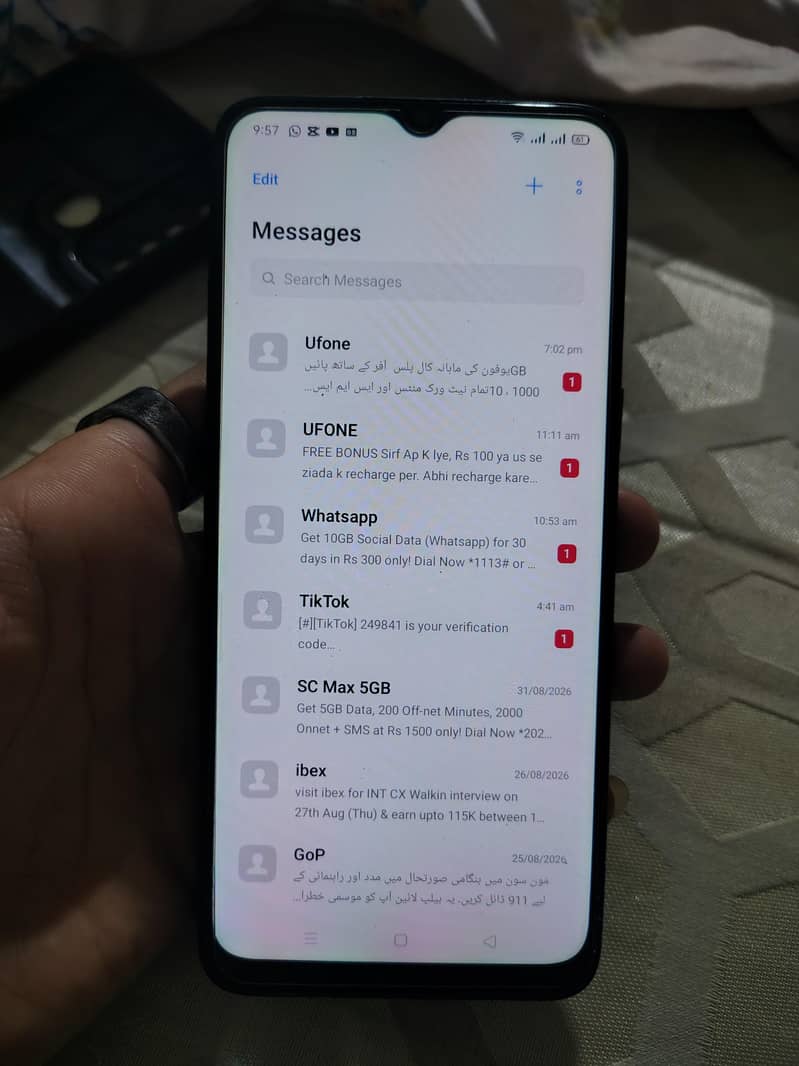 Realme 5i 1