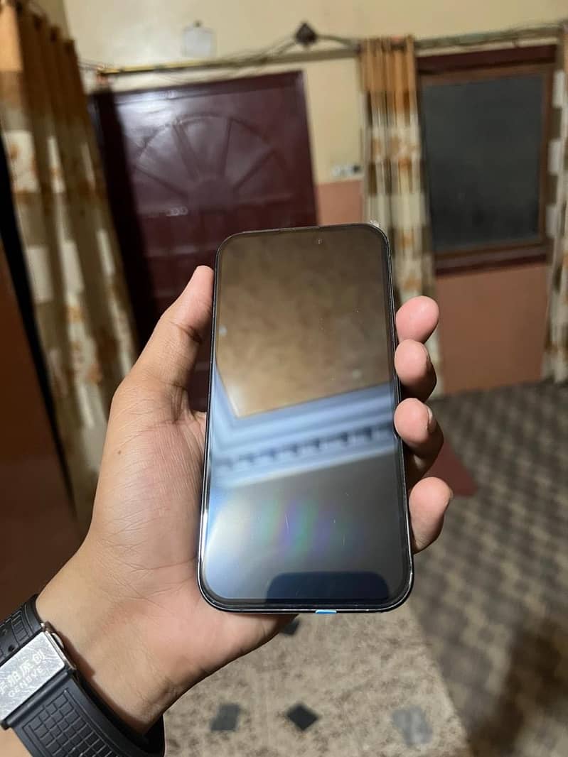 Apple iPhone 15 Pro 7