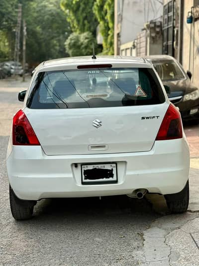 Suzuki Swift 2016 Dlx