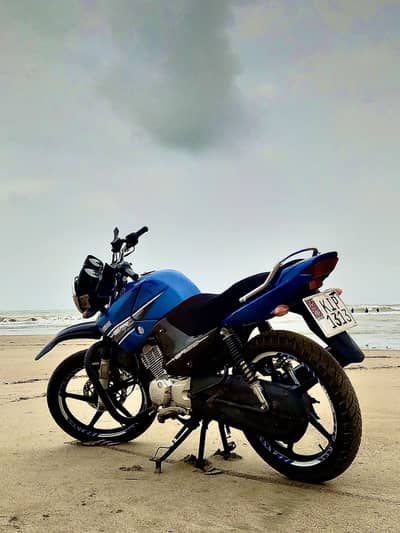 Ybr 125G