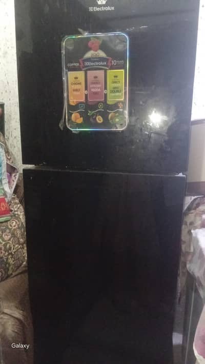 Electrolux refrigerator brand new condition all ok no any single fault